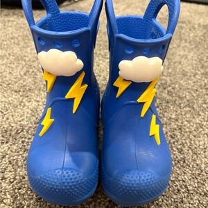 Crocs Blue Kids Rain Boots with Cloud and Lightning Design